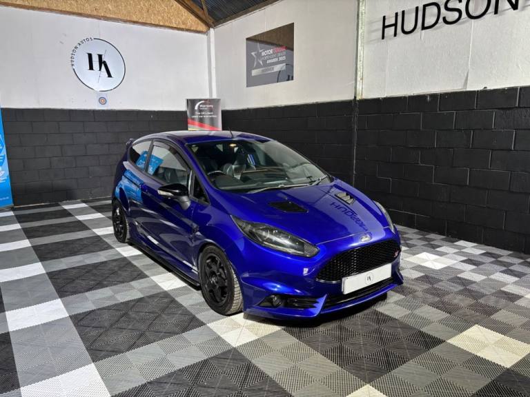 2017 Ford Fiesta 1.6 EcoBoost ST-3 3dr HATCHBACK PETROL Manual