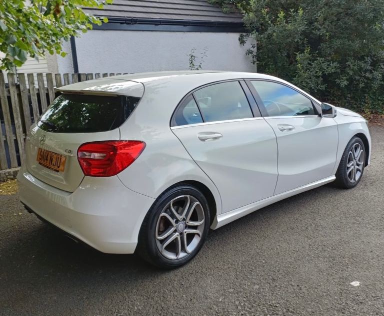 Mercedes-Benz, A CLASS, Hatchback, 2014, Manual, 1461 (cc), 5 doors