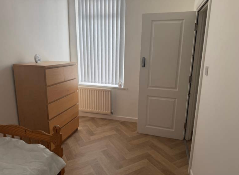 Double Bedroom | Furnished | Shared Kitchen | Bills Included | Ruskin St, Walton, Merseyside - L4