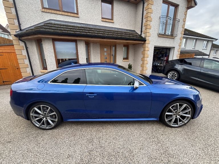 Audi, RS5, Coupe, 2011, Semi-Auto, 4163 (cc), 2 doors