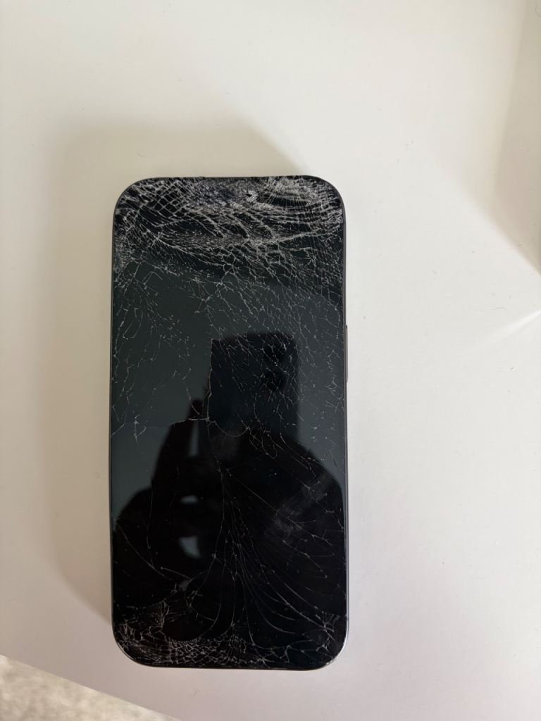 iPhone 17 – Heavily Damaged, Spares or Repair