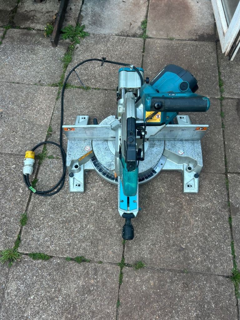 Makita LS1016L 110v mitre saw