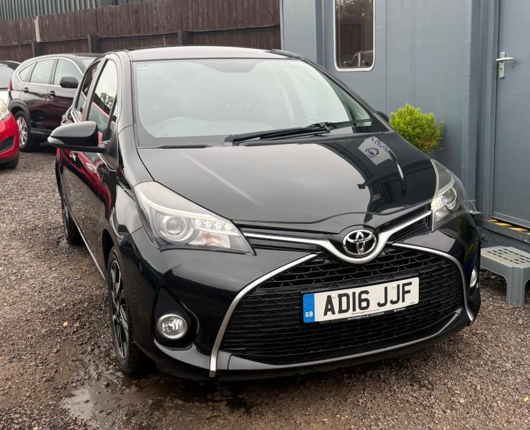 2016 Toyota Yaris 1.33 Dual VVT-i Design Euro 6 5dr HATCHBACK Petrol Manual