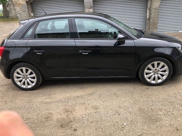 AUDI A1 2.0 TDI SPORT 143 BHP(2 OWNERS,102K,FSH,NEW MOT,£20 TAX,RARE CAR,LOVELY)