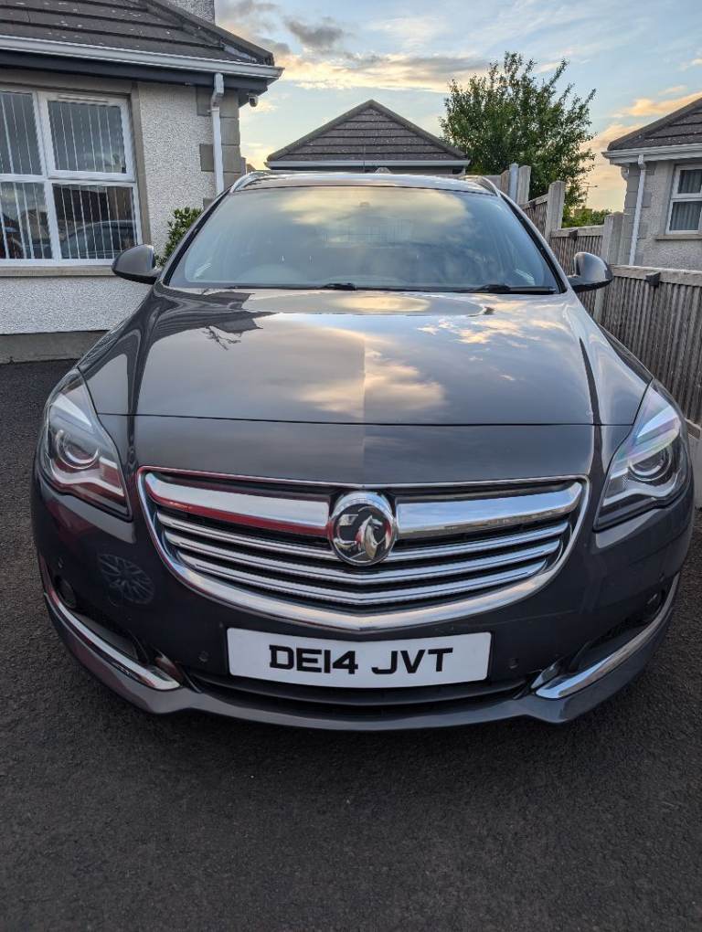 Read full ad Vauxhall, INSIGNIA, Estate, 2014, Other, 1956 (cc), 5 doors