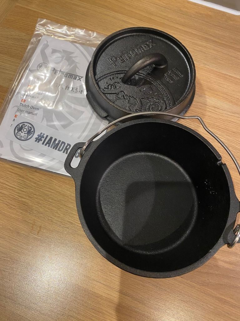 Petromax cast iron Dutch oven 