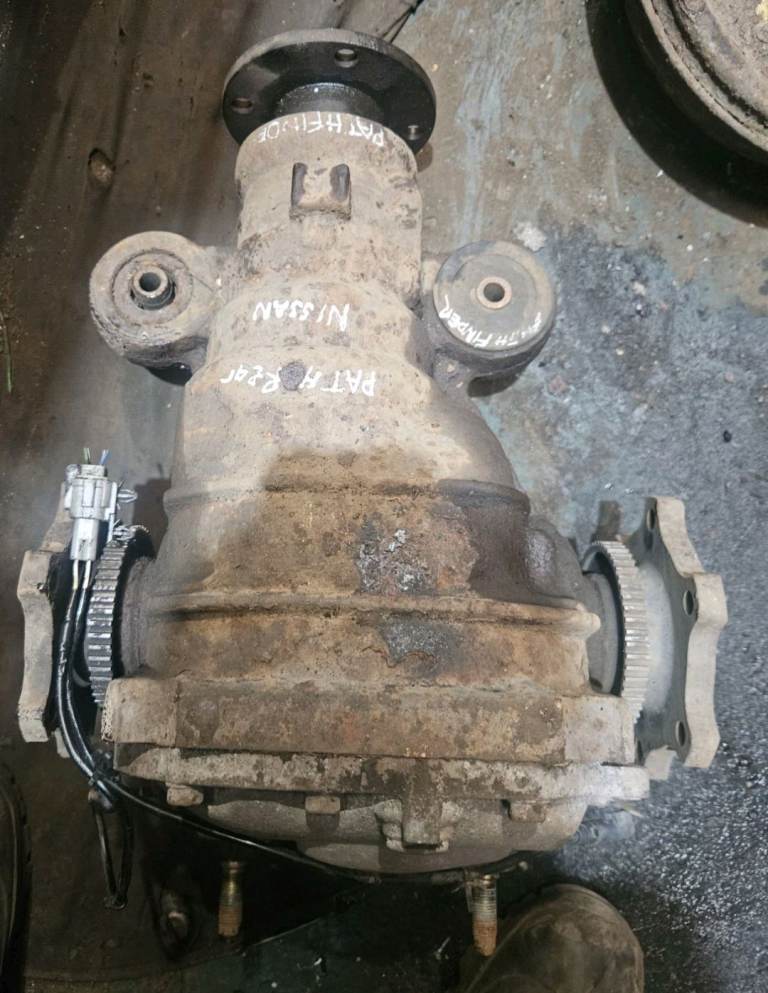 Pathfinder Differential R51 Manual 6 Speed Rear Diff Nissan 2.5 DCI 2009