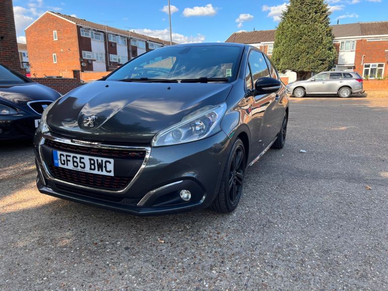 Peugeot, 208, Hatchback, 2015, Manual, 1560 (cc), 3 doors