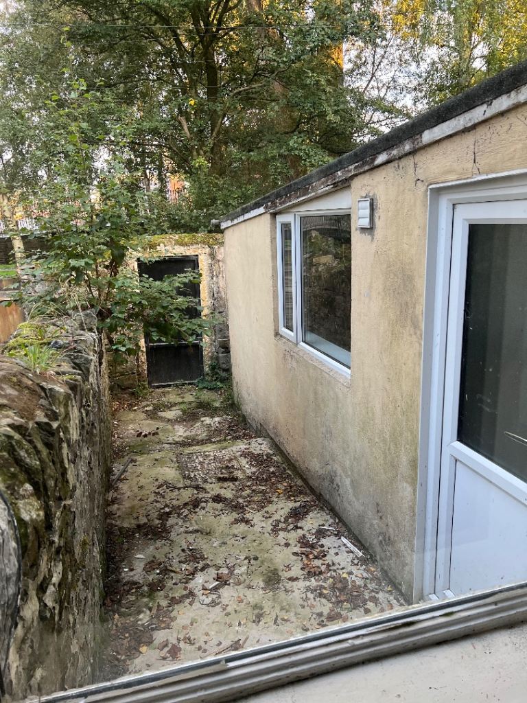 2 bedroom house to let 