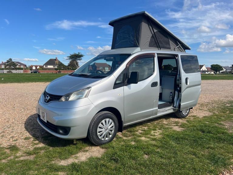 2012 Nissan NV200 1.6 Petrol Automatic Camper  Elevating Roof  L shape Pull Out