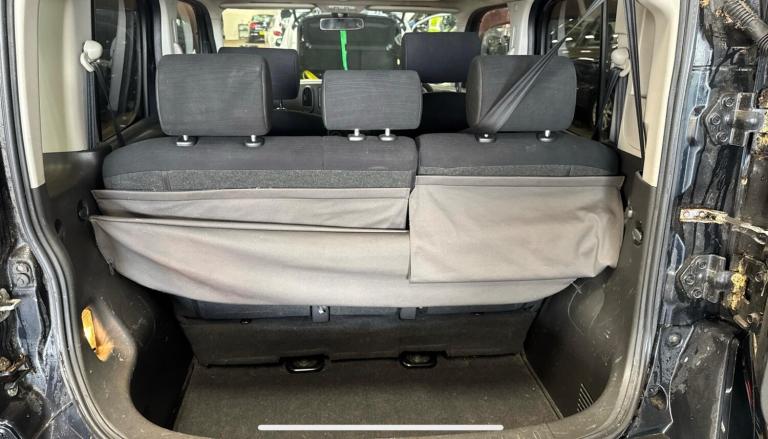 2010 Nissan Cube 1.6 Kaizen Hatchback 5dr Petrol CVT Euro 5 (110 ps) HATCHBACK Petrol Automatic