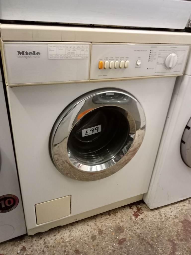 MIELE WASHING MACHINE IN GREAT CONDITION 