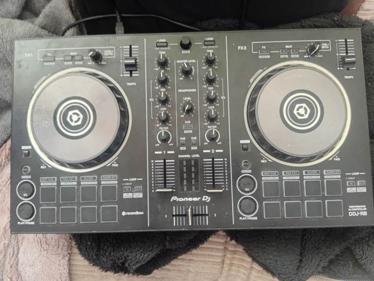 Pioneer RB dj decks 