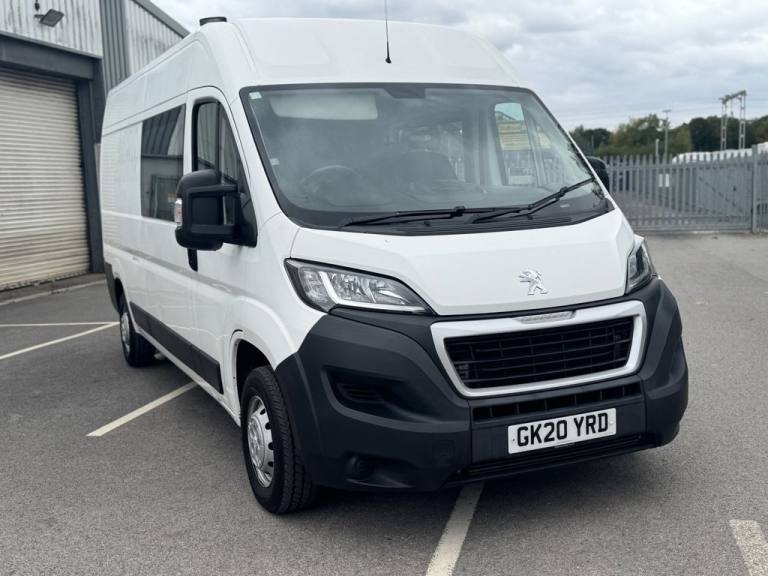 2020 Peugeot Boxer 2.0 BlueHDi 335 Built for Business Professional Crew Van 5dr Diesel Manual  PA...