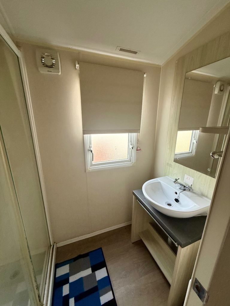 Static Caravan on Felixstowe beach caravan park