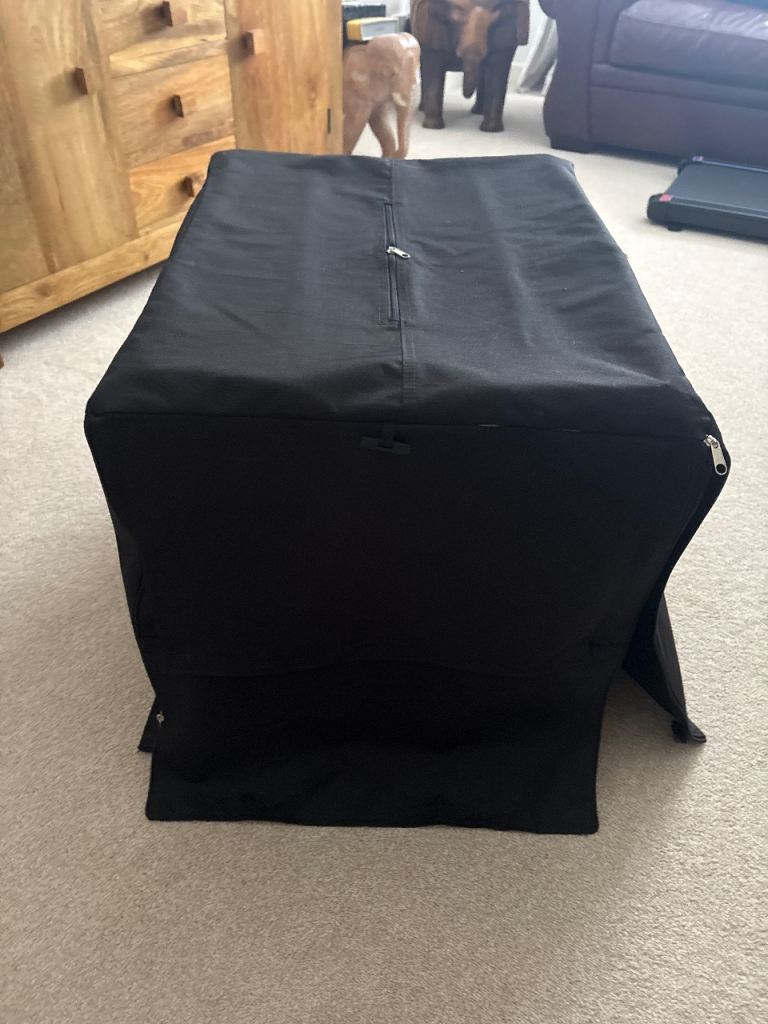Small dog crate with cover black
