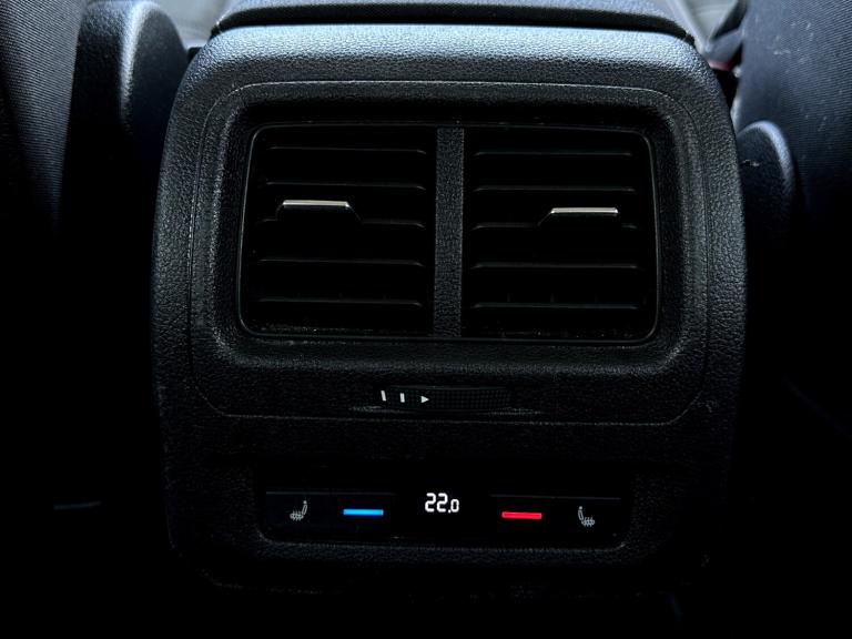 2023 Volkswagen Touran 1.4 TSI SEL 5dr DSG MPV Petrol Automatic