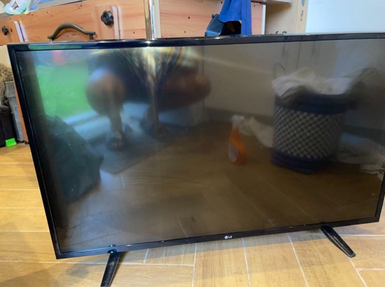 LG 4K Smart TV from 2016 – Great Condition