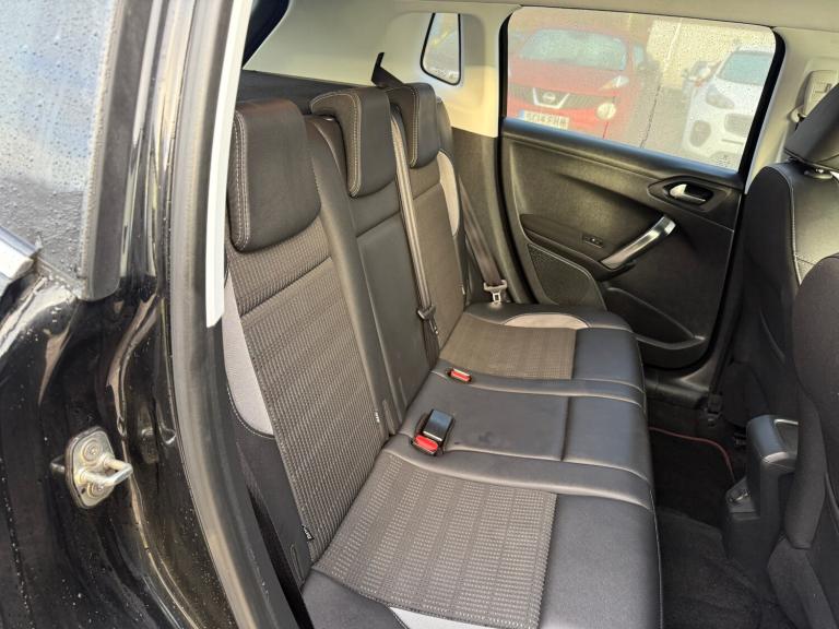 2017 Peugeot 2008 1.6 BlueHDi 100 Allure 5dr HATCHBACK Diesel Manual