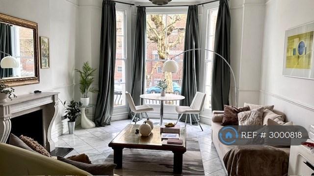 3 bedroom flat in Westbourne Park Road, London, W11 (3 bed) (#3000818)