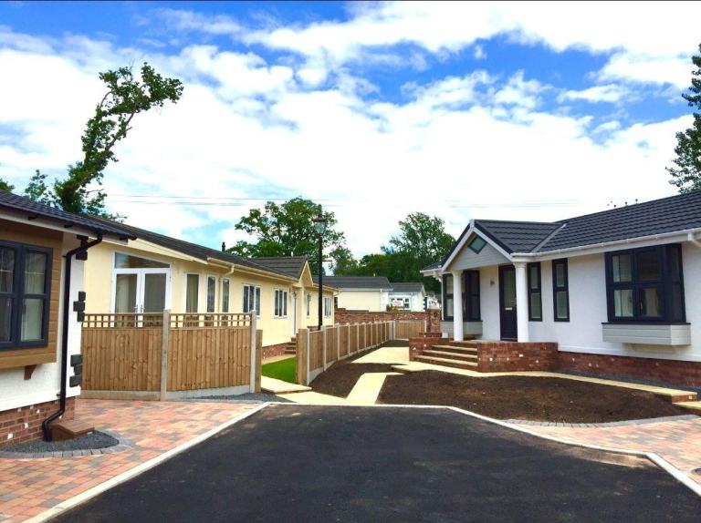 High Croft Park  in Mobberley  - Lodge / Caravan 