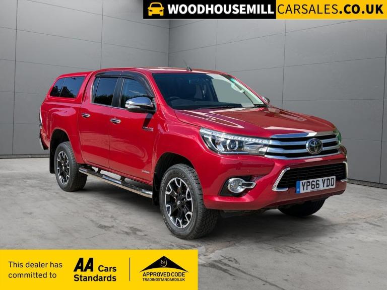 Toyota Hilux 2.4 D-4D Invincible X Auto 4WD Euro 6 4dr (TSS) Diesel Automatic
