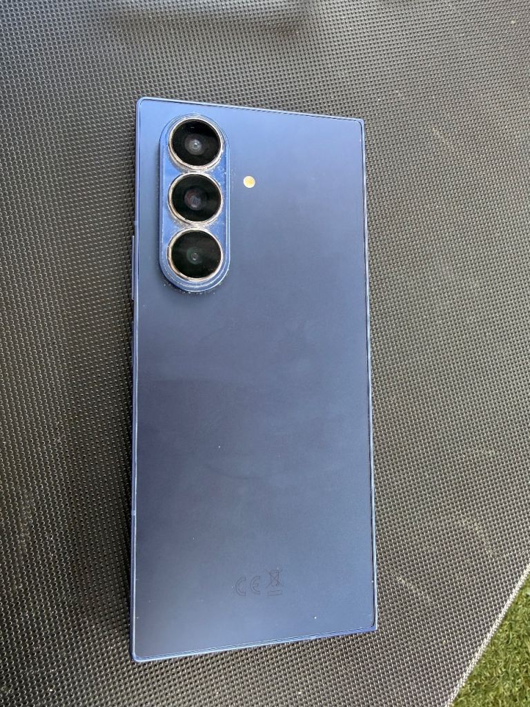 Samsung Galaxy Z Fold 7 Blue - As Good As New
