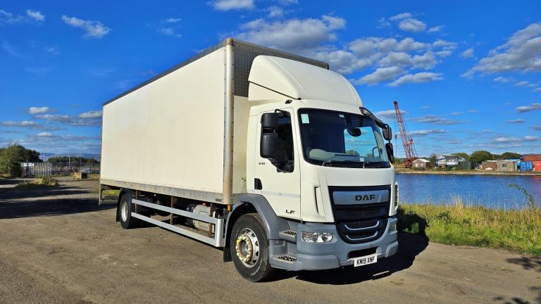 2019 DAF Trucks LF 230 FA 18T Box Tail Lift Used Truck