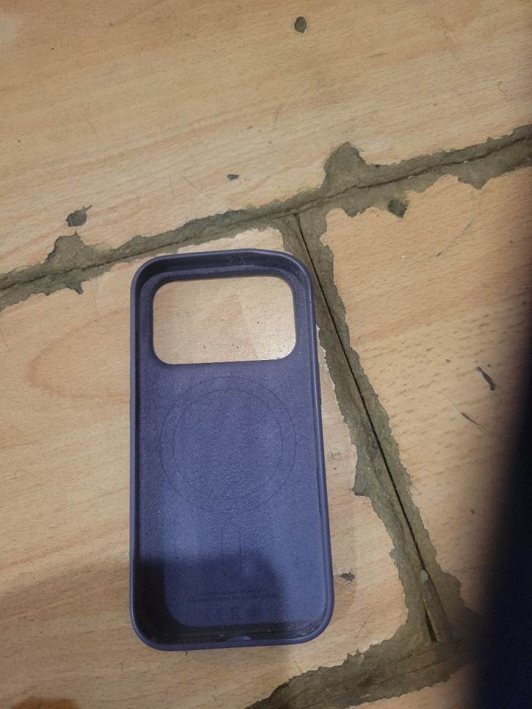 Original official Apple iphone 17 case