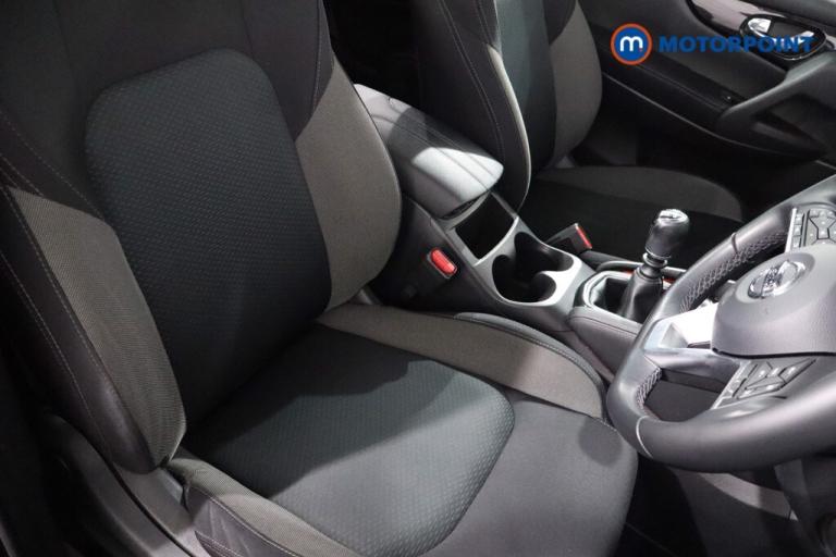 2020 Nissan Qashqai 1.3 DiG-T N-Connecta 5dr [Glass Roof Pack] SUV Petrol Manual