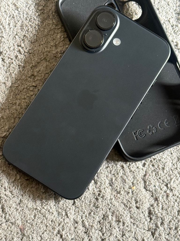 iPhone 16 – 128GB – Black – Excellent Condition