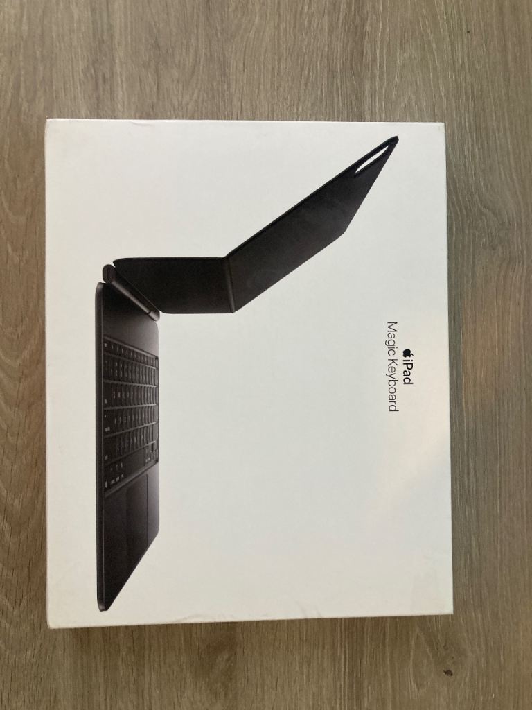 APPLE IPAD MAGIC KEYBOARD CASE FOR IPAD PRO 13-INCH (M4), QWERTY ENGLISH - BLACK ORIGINAL RRP £300