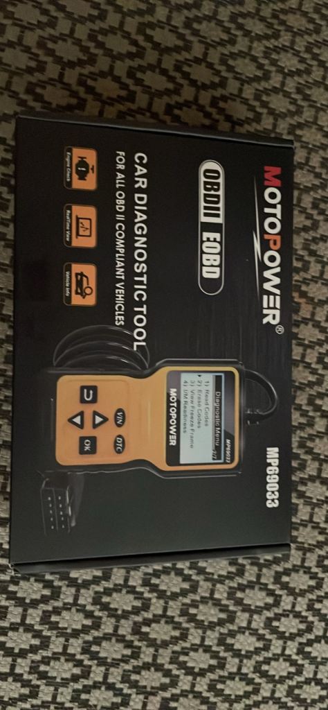 MOTOPOWER MP69033 Car OBDII Diagnostic Tool. 