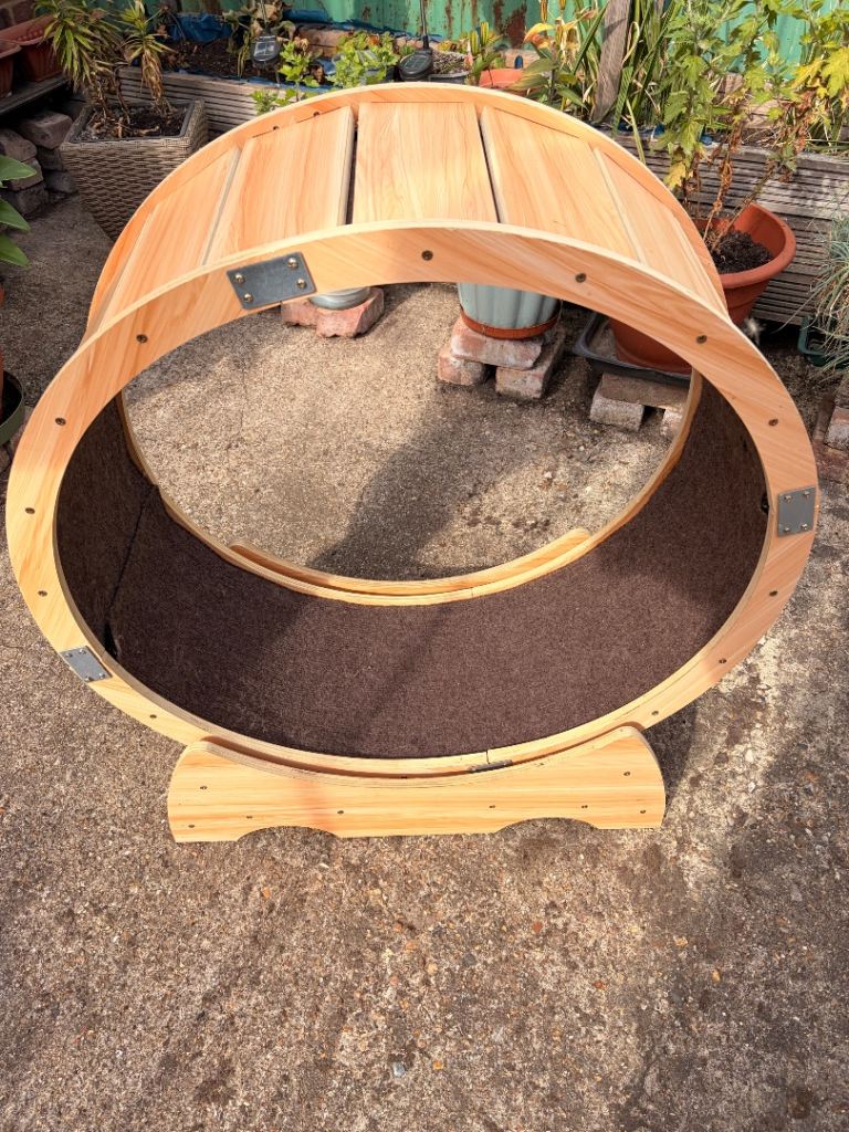 Cat wheel