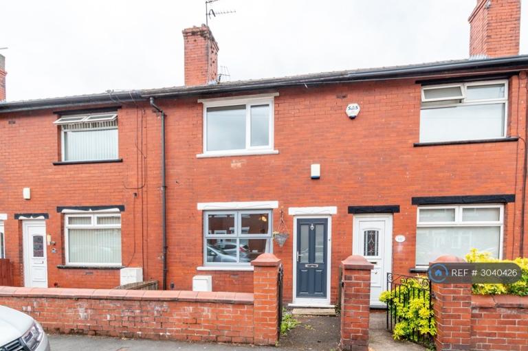 2 bedroom house in Lodge Lane, Dukinfield, SK16 (2 bed) (#3040426)