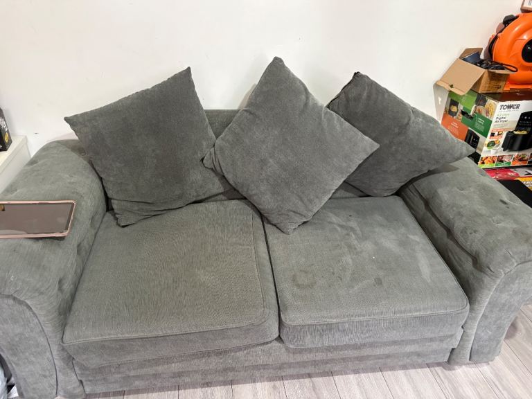 Sofa and chair solid 