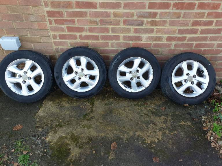 Toyota Yaris Verso alloy wheels