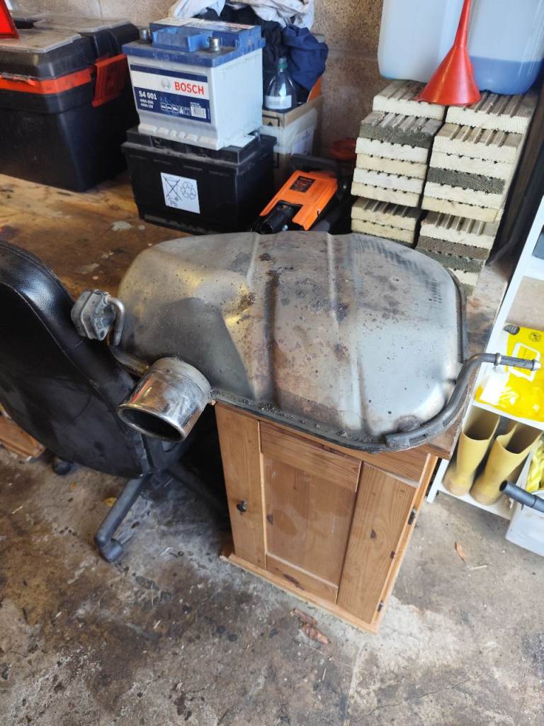 Back box for bmw 1 series 116i e87 2006  