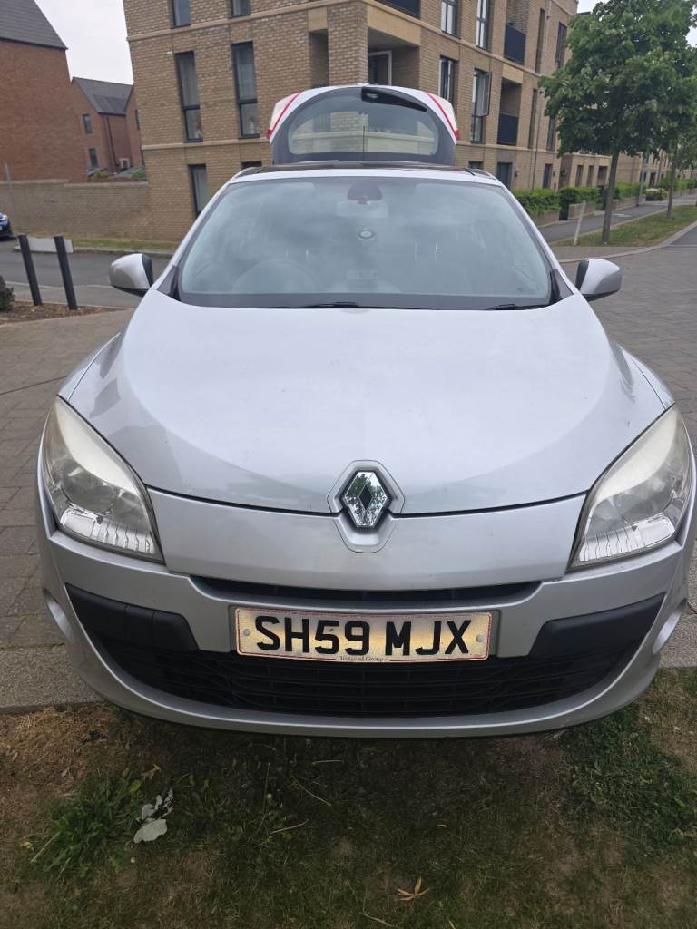 Renault, MEGANE, Hatchback, 2009, Manual, 1598 (cc), 5 doors