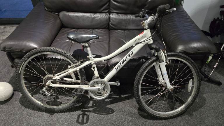 Specialized Hotrock Bike 24 inch Front Suspension - PICK UP ONLY
