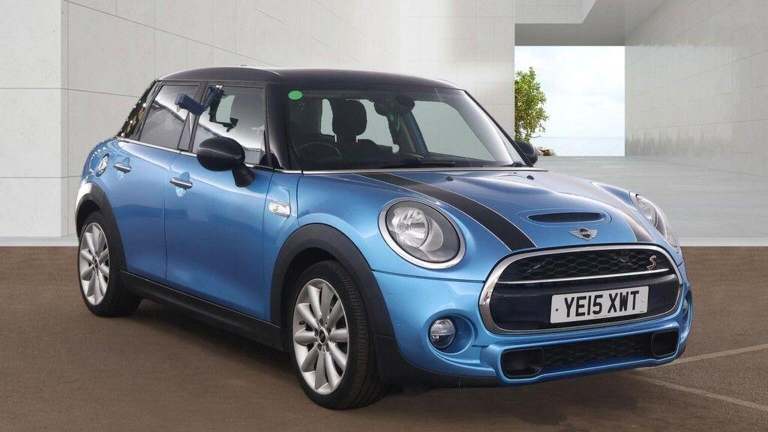 MINI HATCH 2.0 Cooper S Euro 6 (s/s) 5dr (blue) 2015