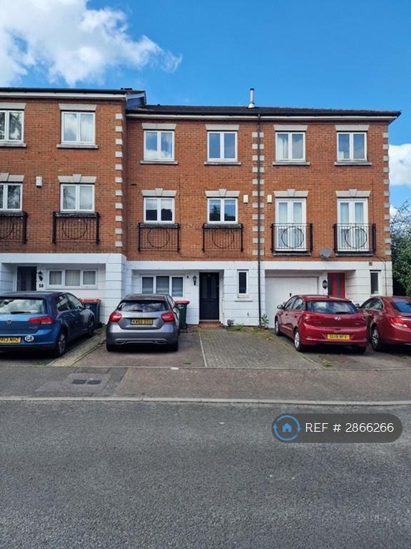 4 bedroom house in Beverley Mews, Crawley, RH10 (4 bed) (#2866266)