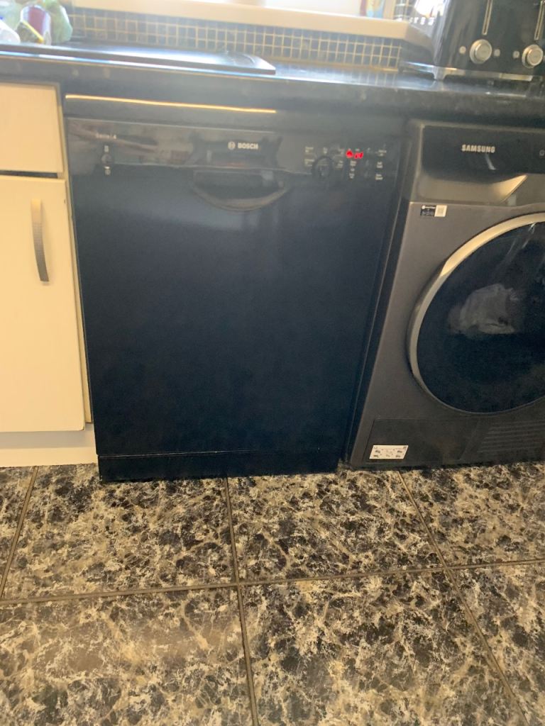 Series 4 dishwasher Black