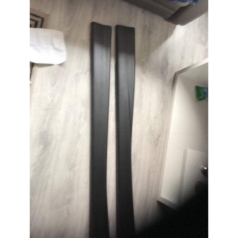 M3 side skirts
