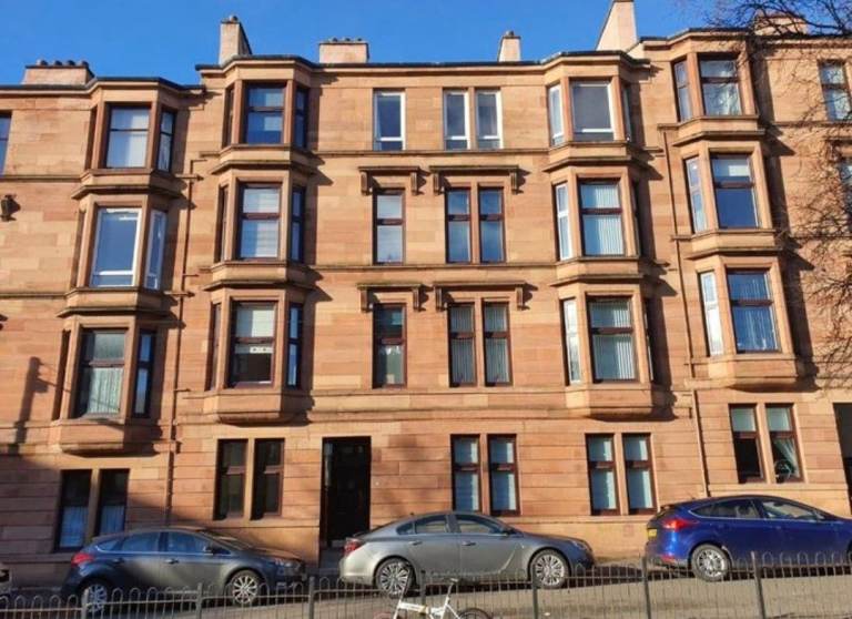 3 bedroom apartment, top floor of a classic West End tenement in Kelvinside/Maryhill