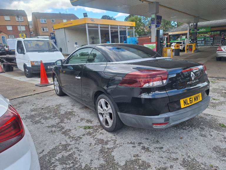 Superb 2011 75000 mls Megane CC 1.4 Cabriolet 