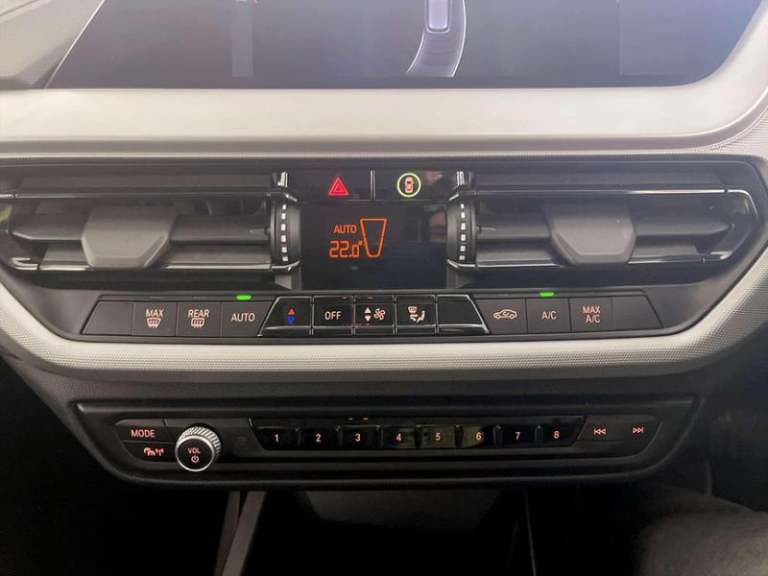 2020 BMW 1 Series 1.5 118i SE Hatchback 5dr Petrol DCT Euro 6 (s/s) (140 ps) Automatic Hatchback ...