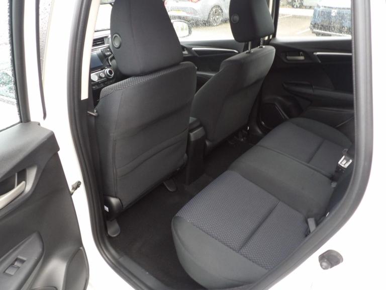 2020 Honda Jazz 1.3 i-VTEC SE Hatchback 5dr Petrol CVT Euro 6 (s/s) (102 ps) HATCHBACK Petrol Aut...