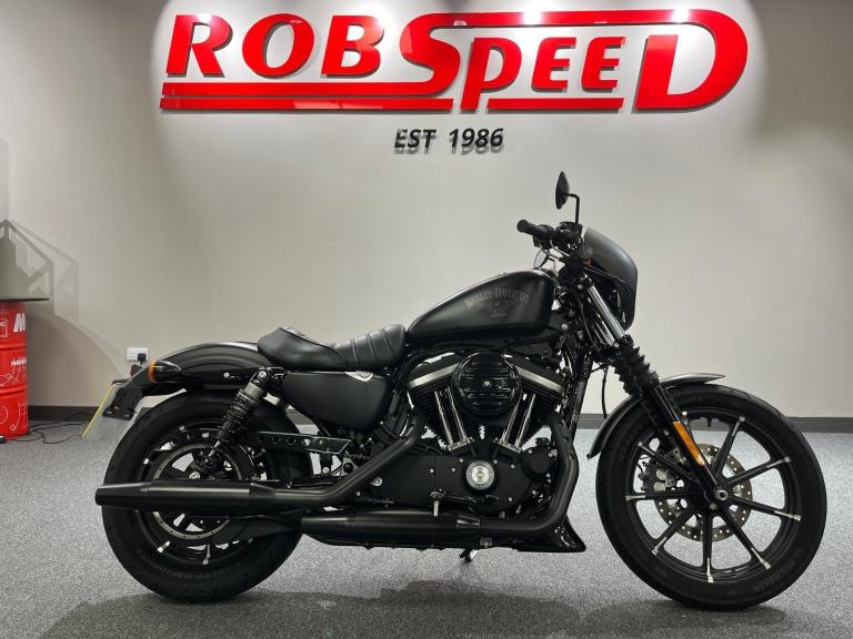 Harley Davidson XL883 N Iron, 2015