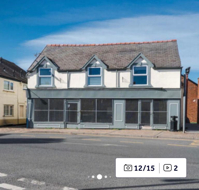 2 Shops to let by Lidl and Bus station 